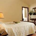 Palazzo Piccolomini 4*