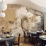 Palazzo Piccolomini فندق