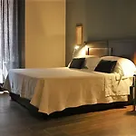 Palazzo Piccolomini 4*