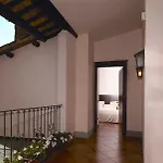 Palazzo Piccolomini فندق