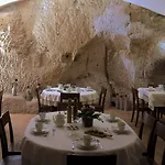 Palazzo Piccolomini فندق