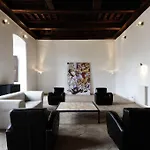 Palazzo Piccolomini أورفييتو