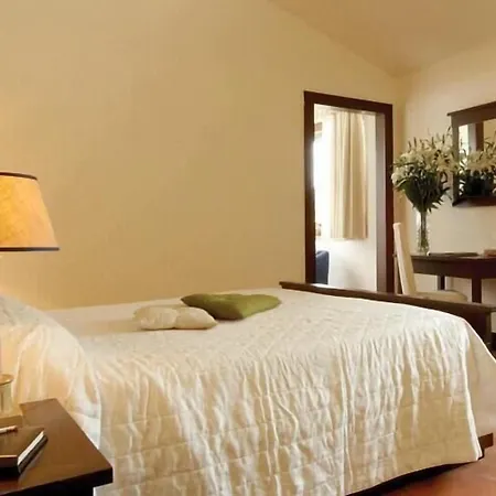 Palazzo Piccolomini 4*