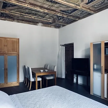 Palazzo Piccolomini 4* أورفييتو