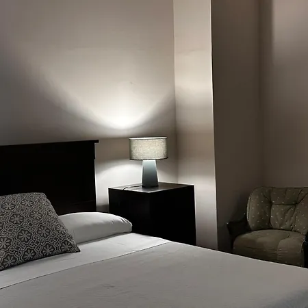 Palazzo Piccolomini 4*