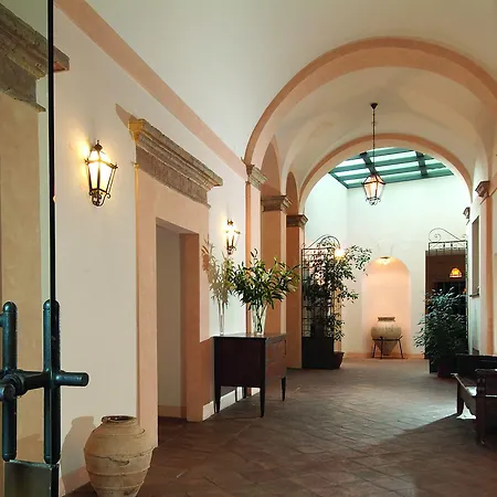 Palazzo Piccolomini 4* Orvieto