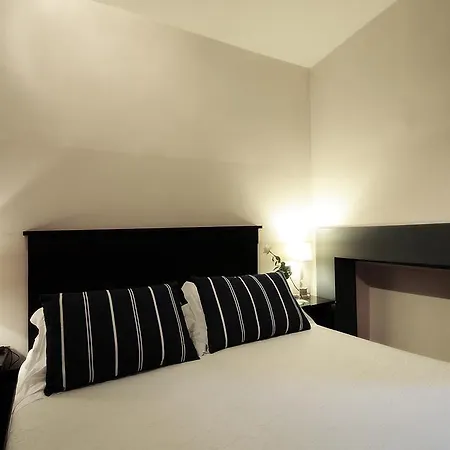 Palazzo Piccolomini 4*