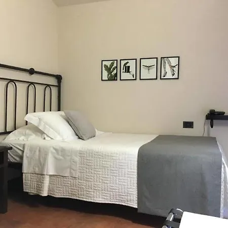 Palazzo Piccolomini 4*