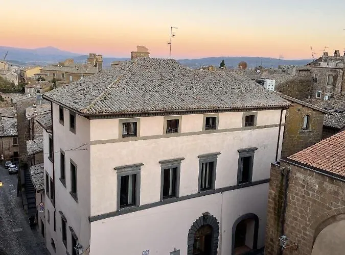Palazzo Piccolomini 4* Orvieto