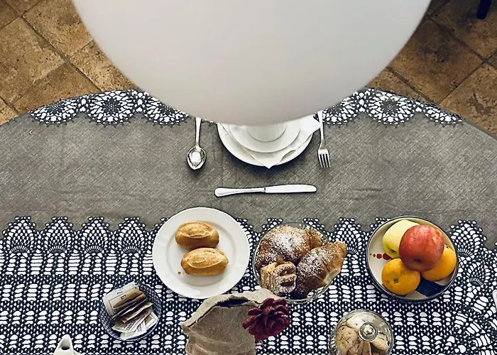 Palazzo Piccolomini فندق