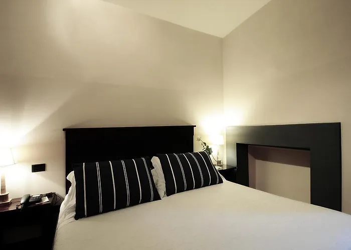 Palazzo Piccolomini 4*