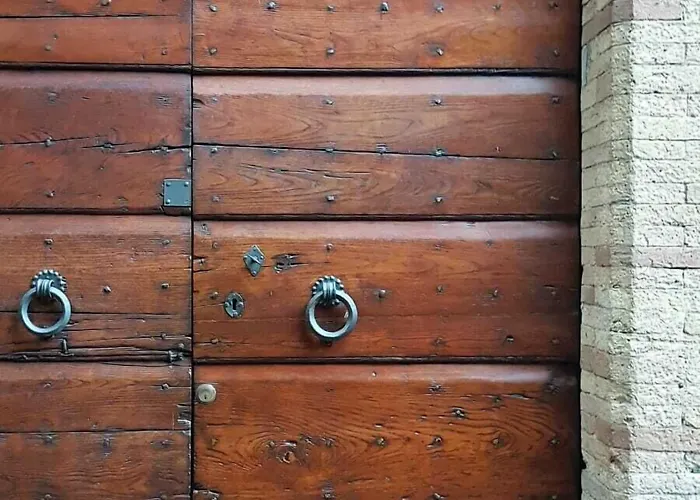 Palazzo Piccolomini 4* أورفييتو