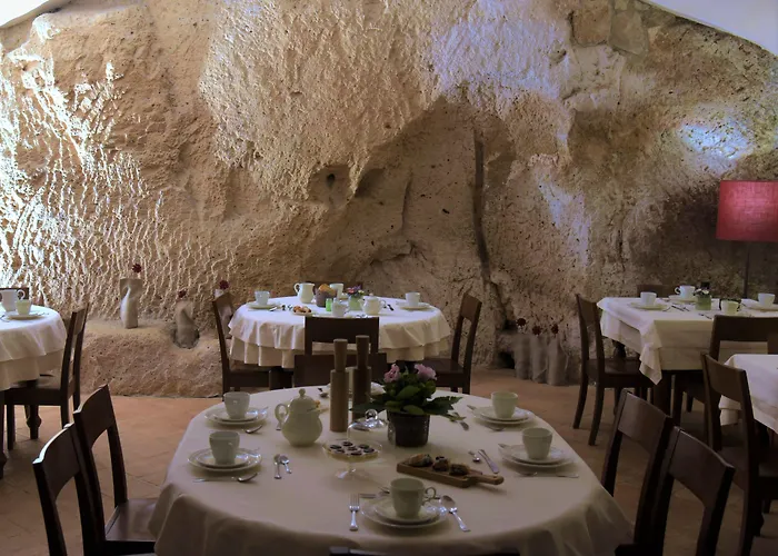 Palazzo Piccolomini Hotel