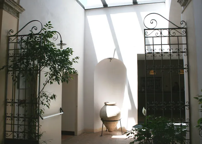 Palazzo Piccolomini فندق 4*