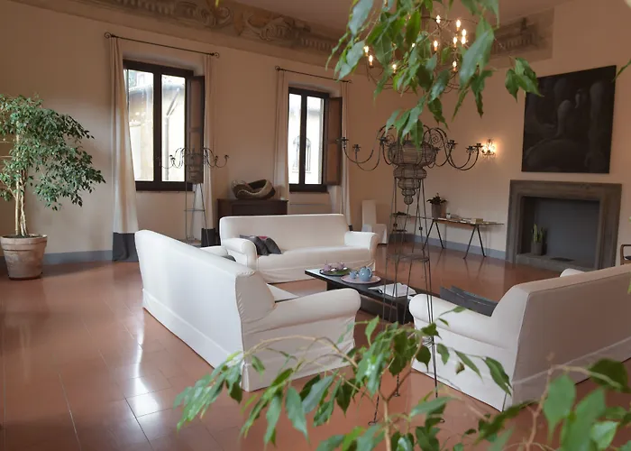 فندق Palazzo Piccolomini 4*