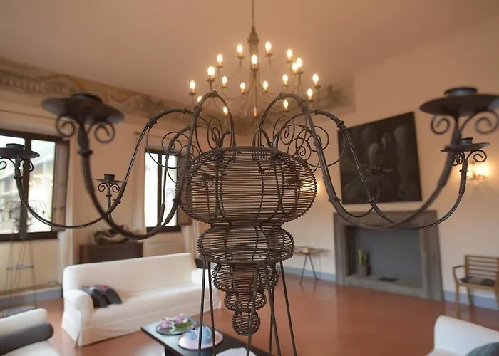 Palazzo Piccolomini فندق أورفييتو