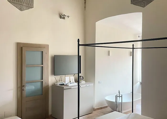 Palazzo Piccolomini Hotel